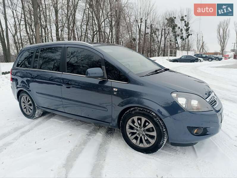 Opel Zafira 2010