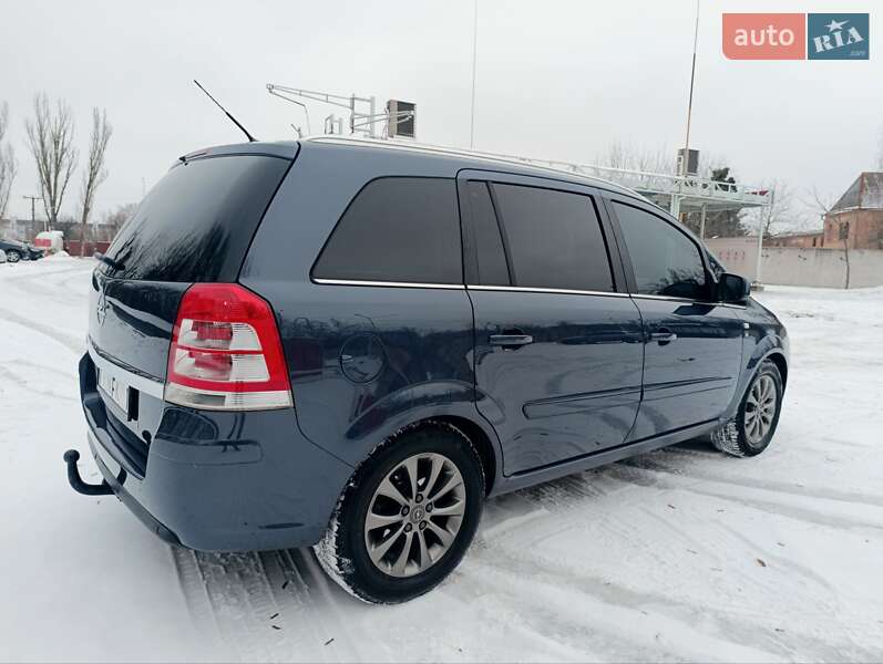 Opel Zafira 2010