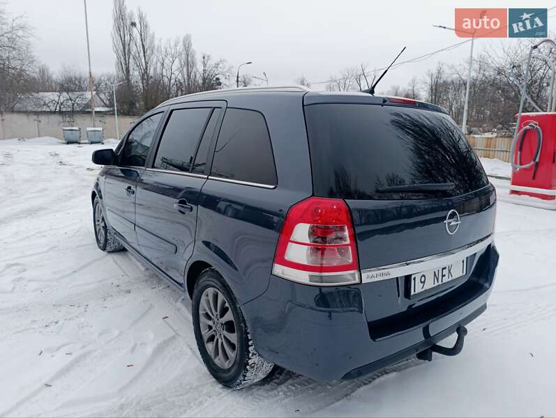 Opel Zafira 2010