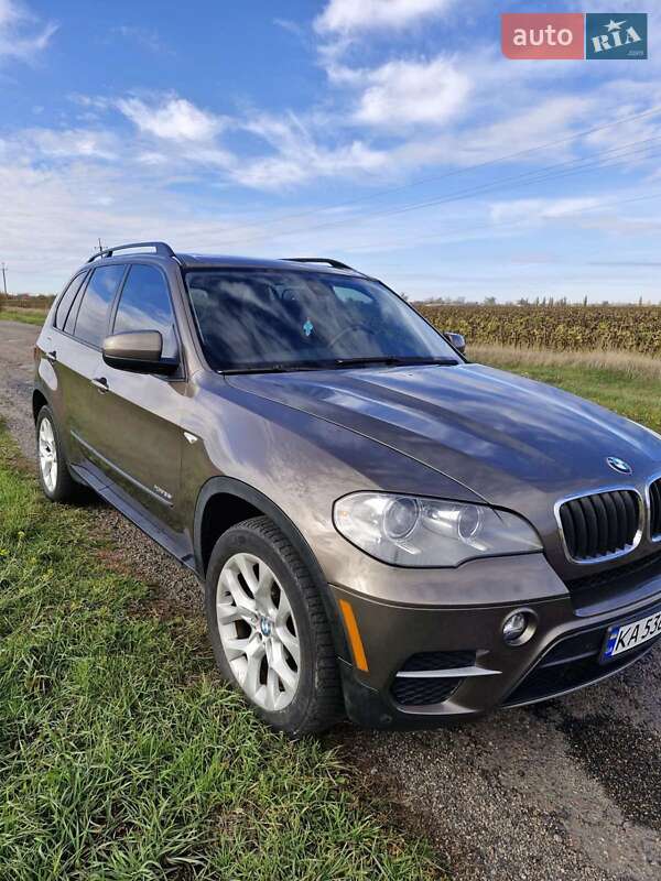 BMW X5 2011