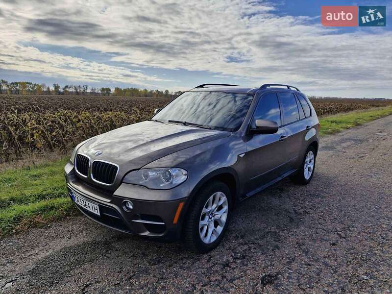 BMW X5 2011