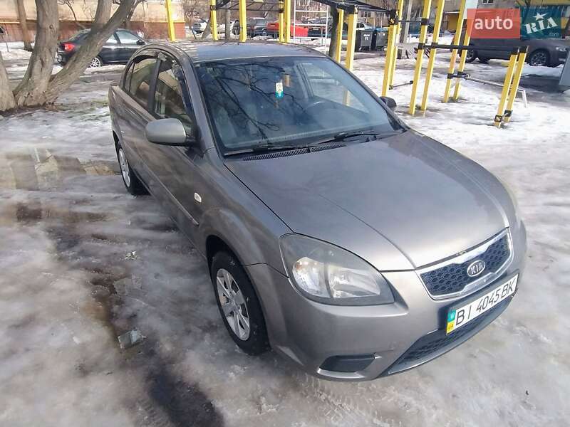 Kia Rio 2011