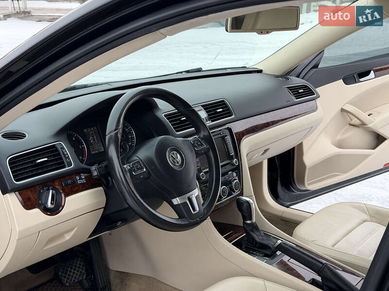 Volkswagen Passat 2012