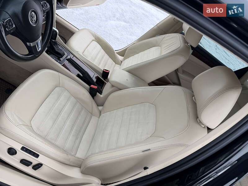 Volkswagen Passat 2012