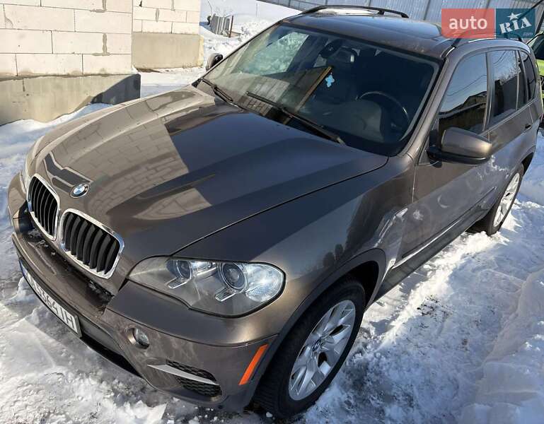 BMW X5 2011