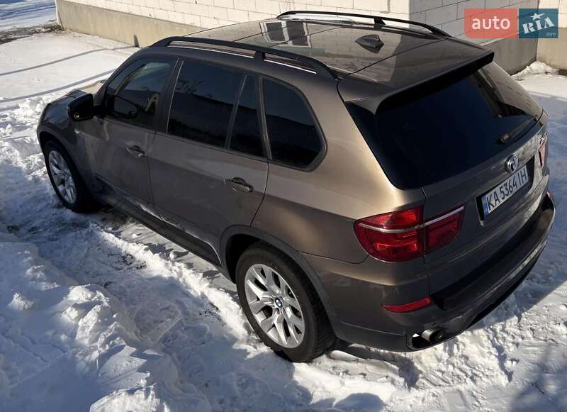 BMW X5 2011