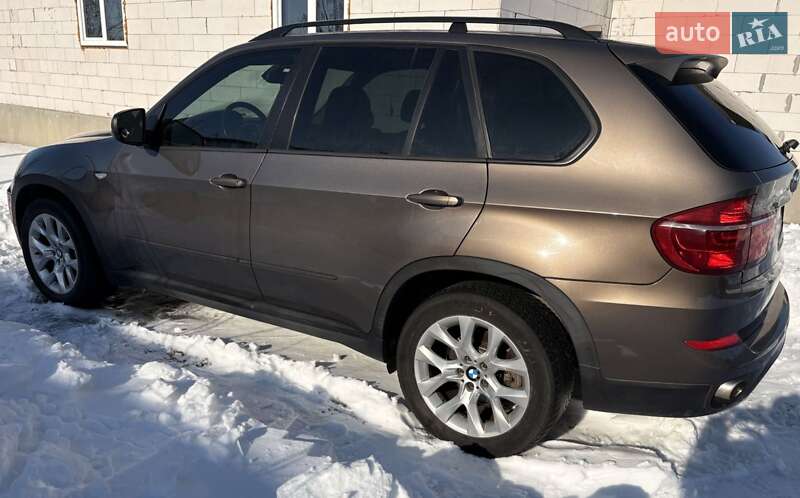 BMW X5 2011