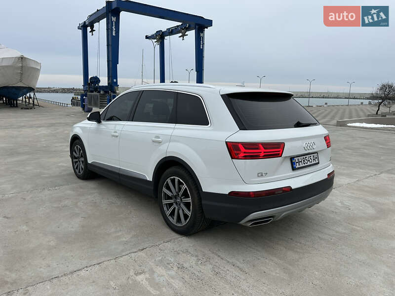 Audi Q7 2017