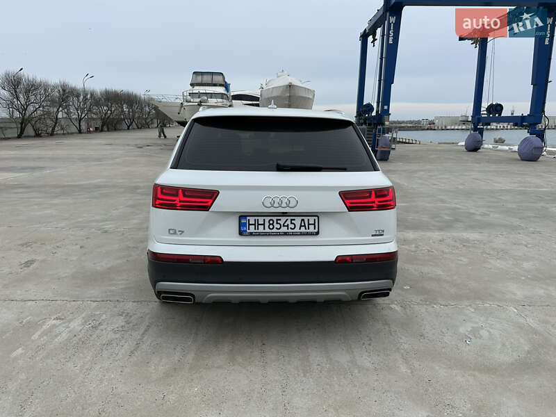Audi Q7 2017