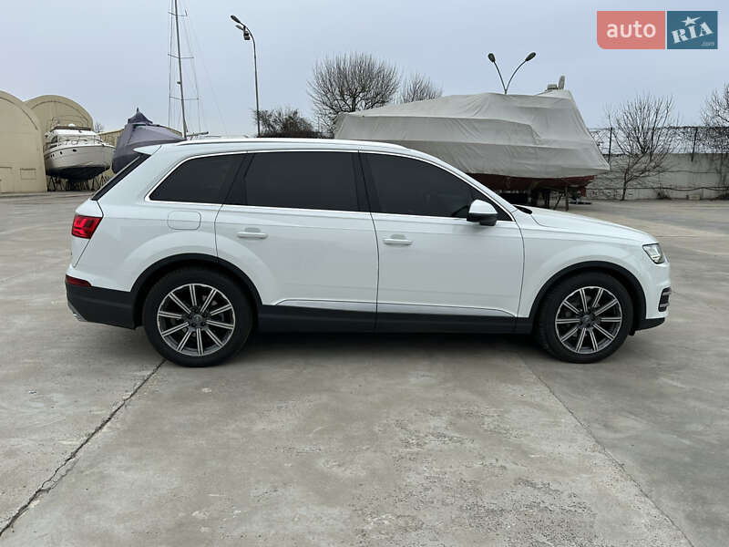 Audi Q7 2017