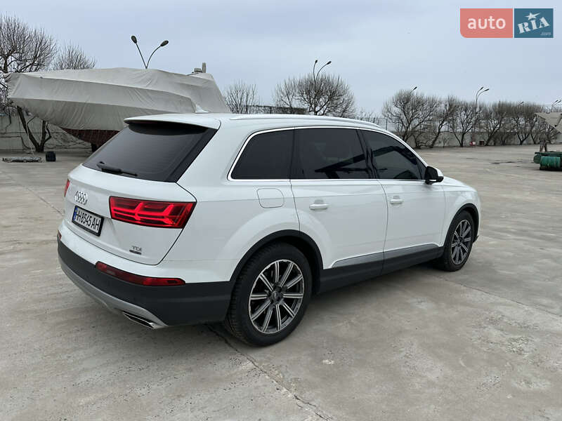Audi Q7 2017