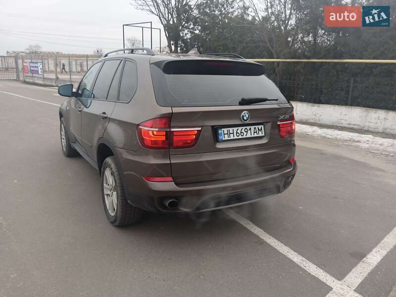 BMW X5 2011