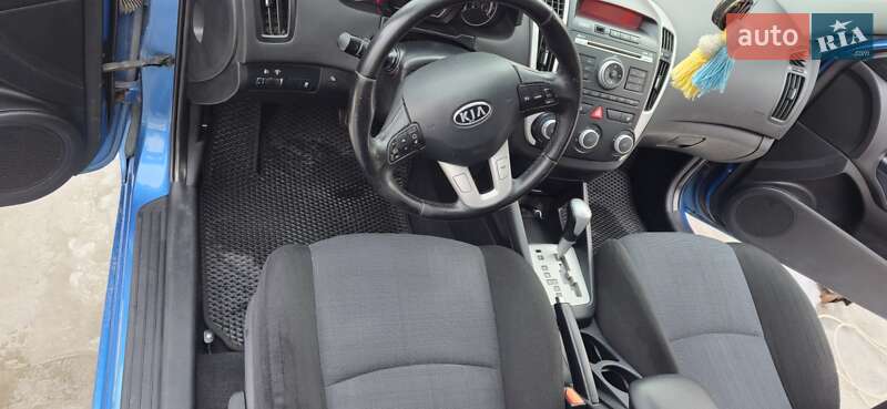 Kia Ceed 2010