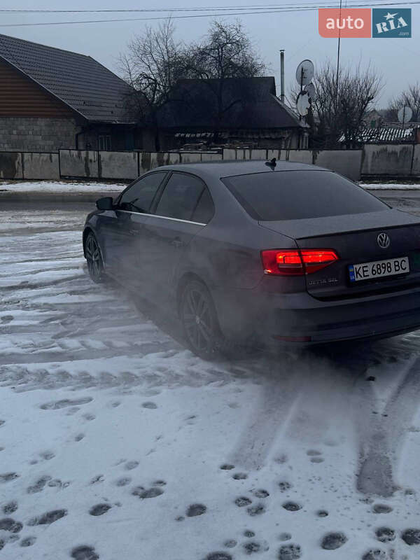 Volkswagen Jetta 2015