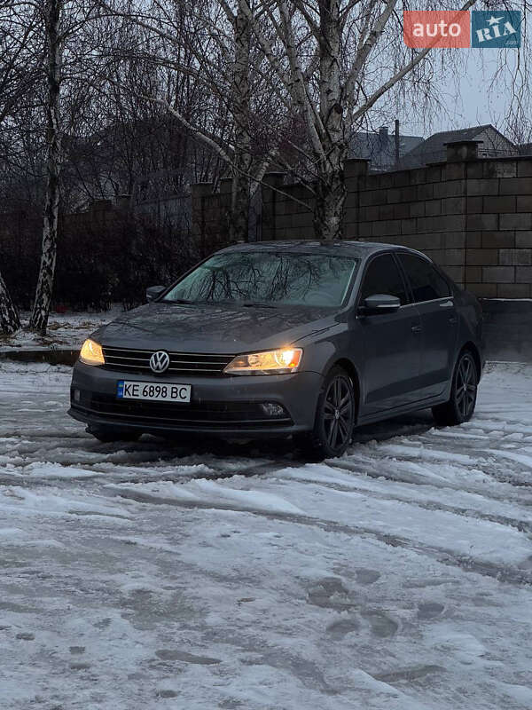 Volkswagen Jetta 2015