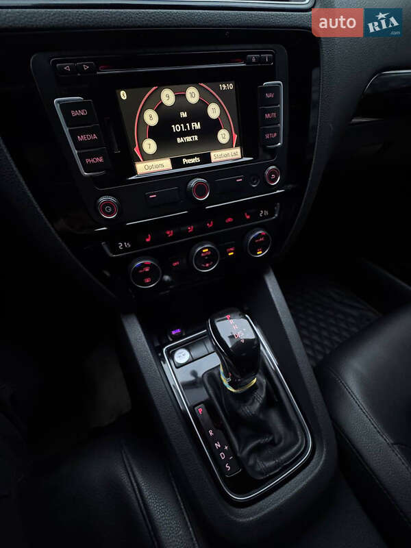 Volkswagen Jetta 2015