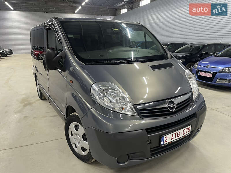 Opel Vivaro 2014