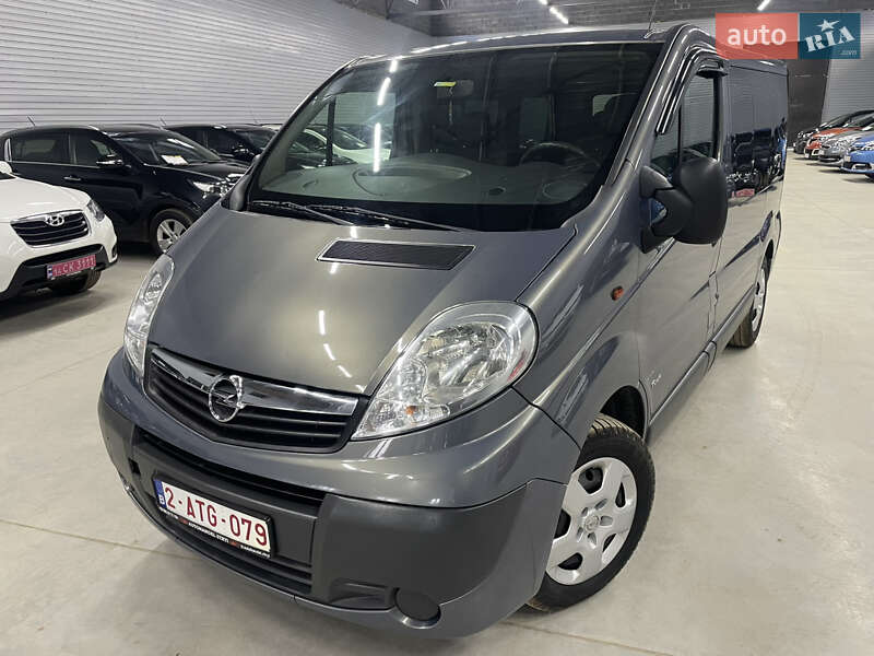 Opel Vivaro 2014