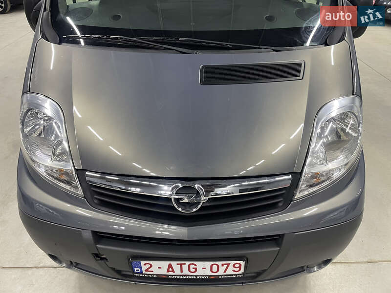 Opel Vivaro 2014