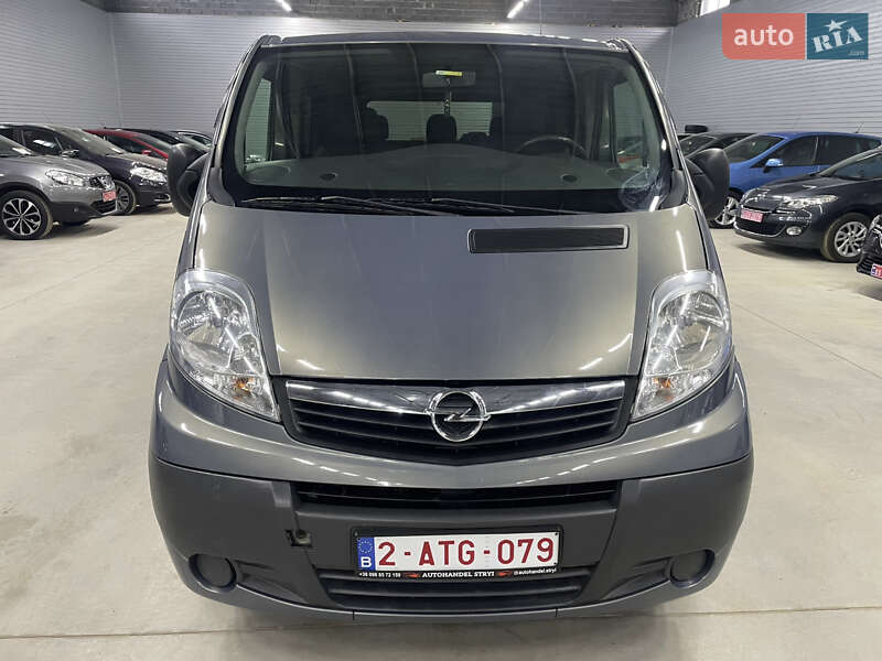 Opel Vivaro 2014