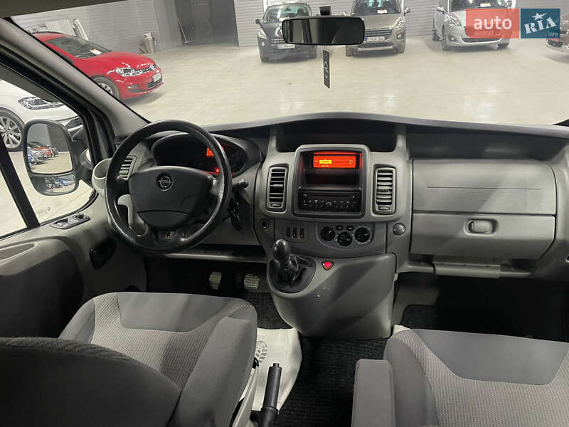 Opel Vivaro 2014