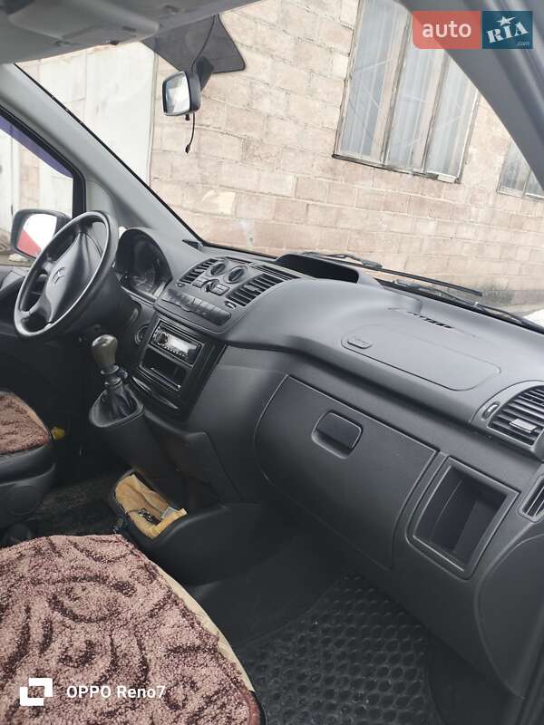 Mercedes-Benz Vito 2013