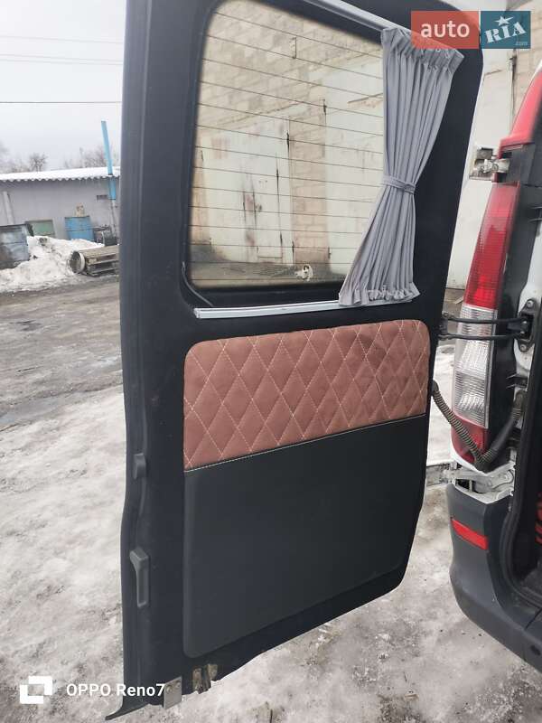 Mercedes-Benz Vito 2013