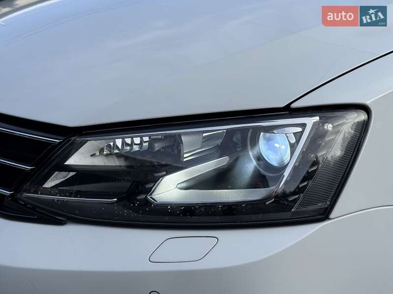 Volkswagen Jetta 2015