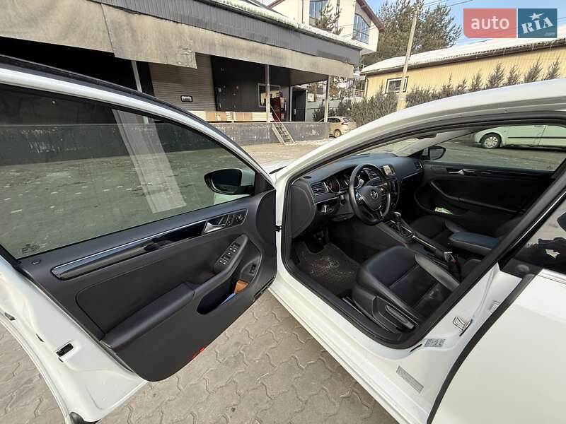 Volkswagen Jetta 2015