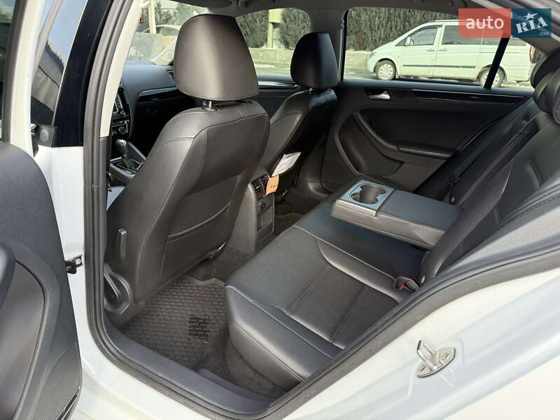 Volkswagen Jetta 2015