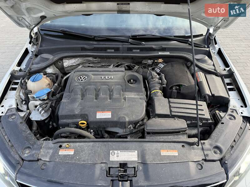 Volkswagen Jetta 2015