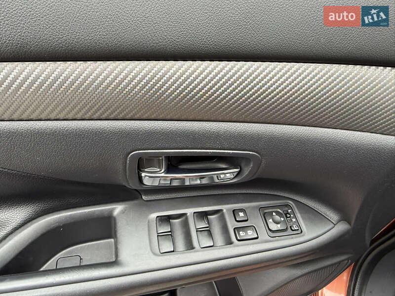 Mitsubishi Outlander 2013