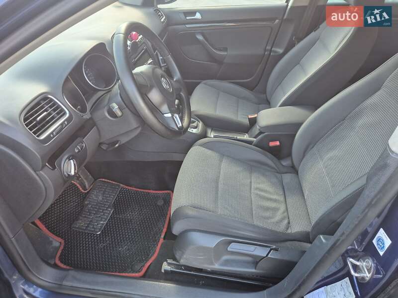 Volkswagen Golf 2010