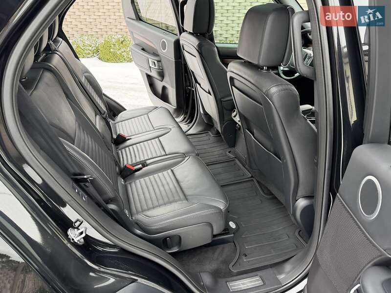 Land Rover Discovery 2017