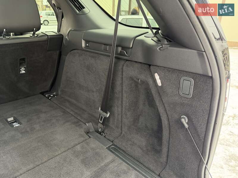 Land Rover Discovery 2017