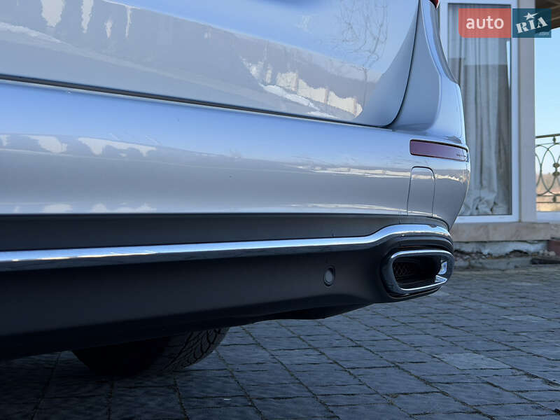 Mercedes-Benz E-Class 2018