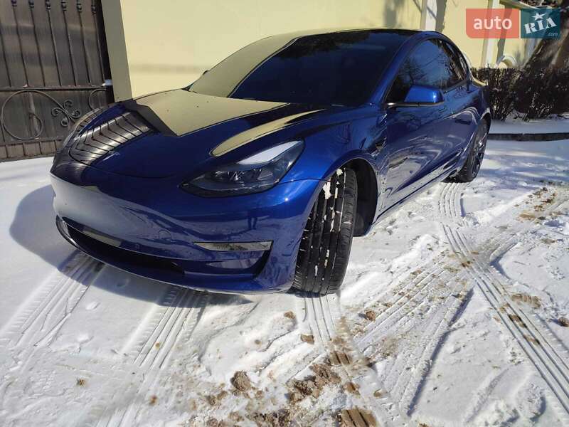 Tesla Model 3 2021
