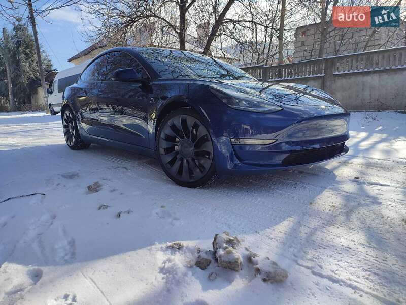 Tesla Model 3 2021