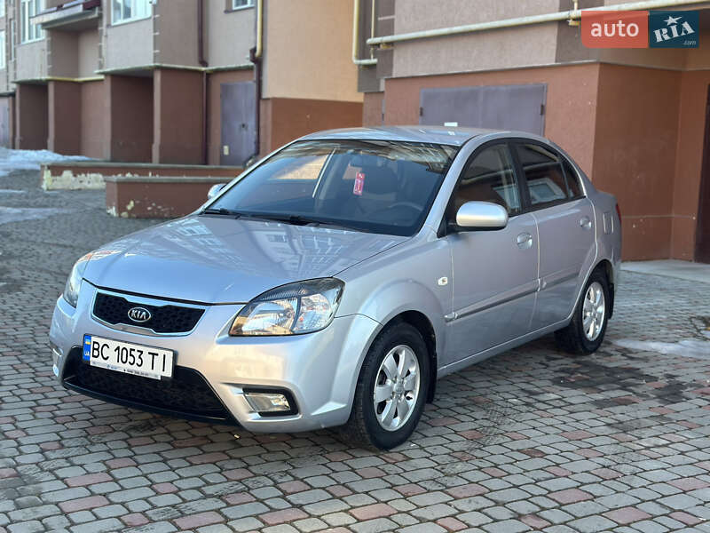Kia Rio 2010