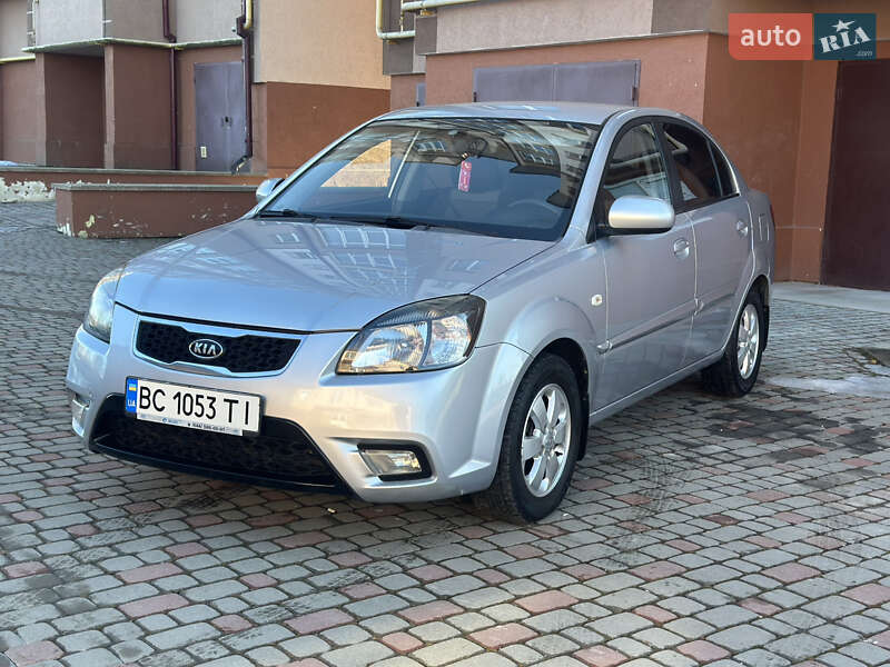 Kia Rio 2010