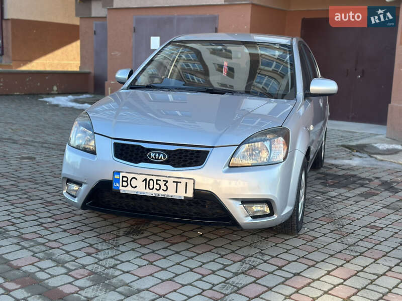 Kia Rio 2010