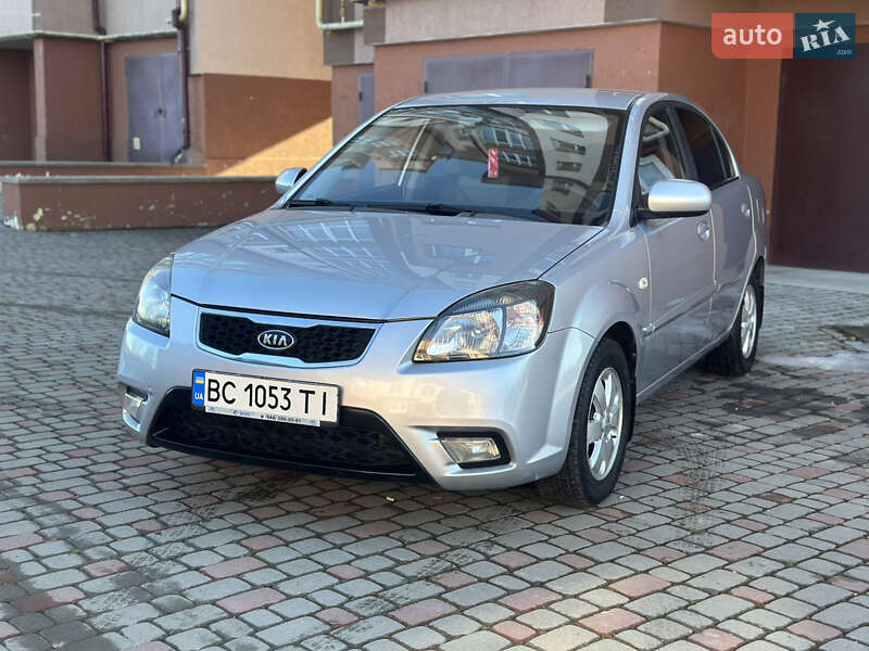 Kia Rio 2010