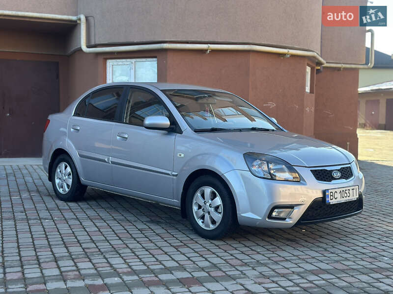 Kia Rio 2010