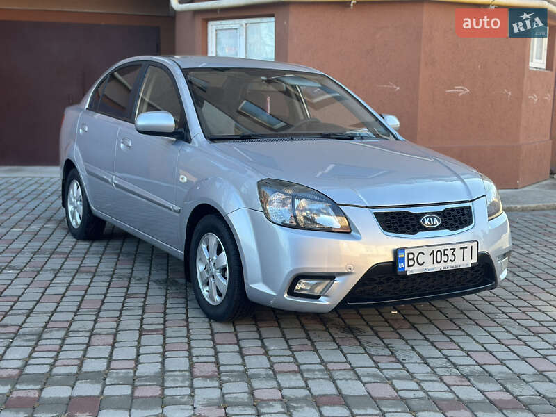 Kia Rio 2010