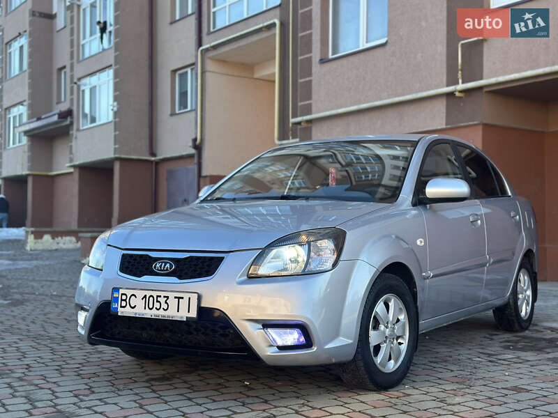 Kia Rio 2010