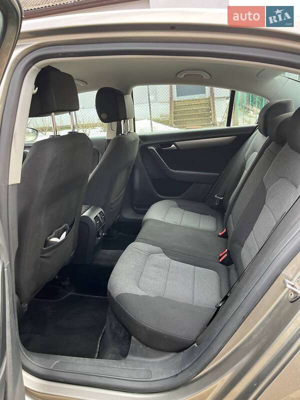 Volkswagen Passat 2014