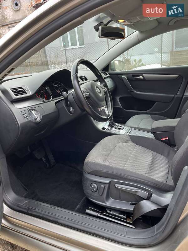 Volkswagen Passat 2014