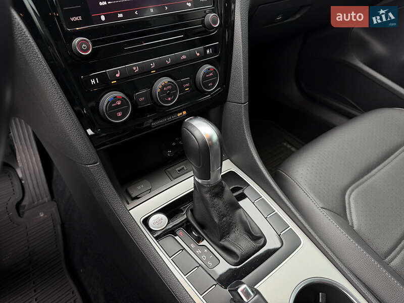 Volkswagen Passat 2020