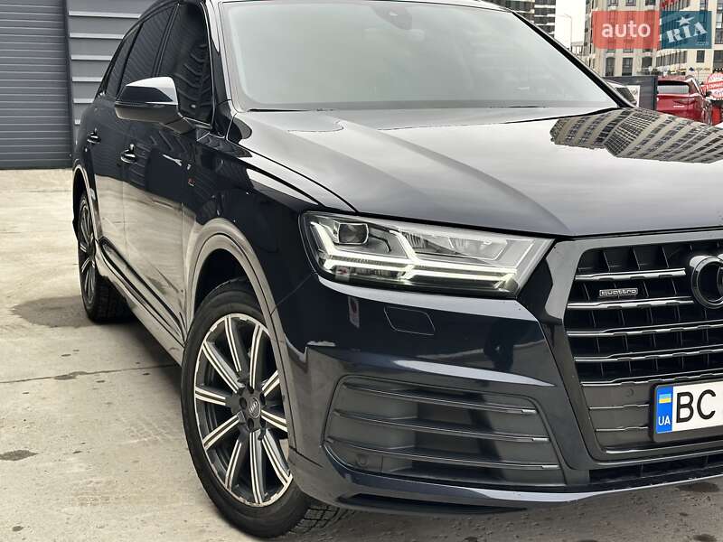 Audi Q7 2015