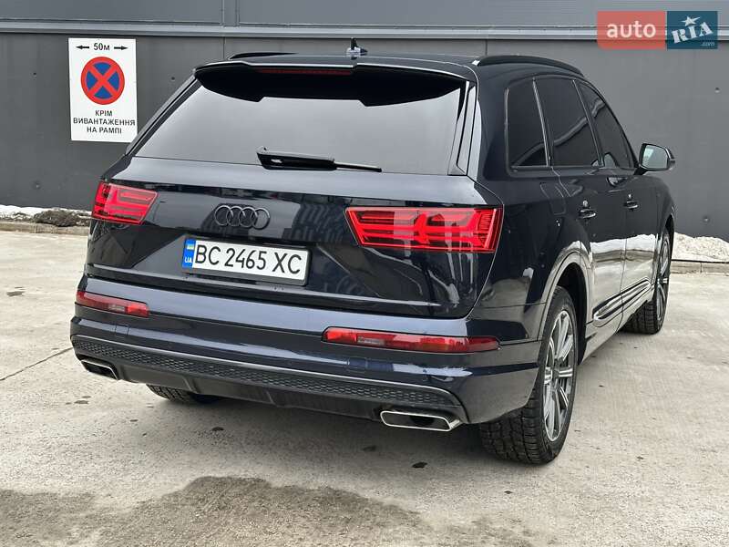 Audi Q7 2015